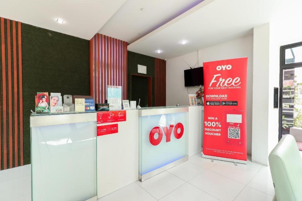 Oyo 412 7 Days Hotel Chiang Mai Zewnętrze zdjęcie