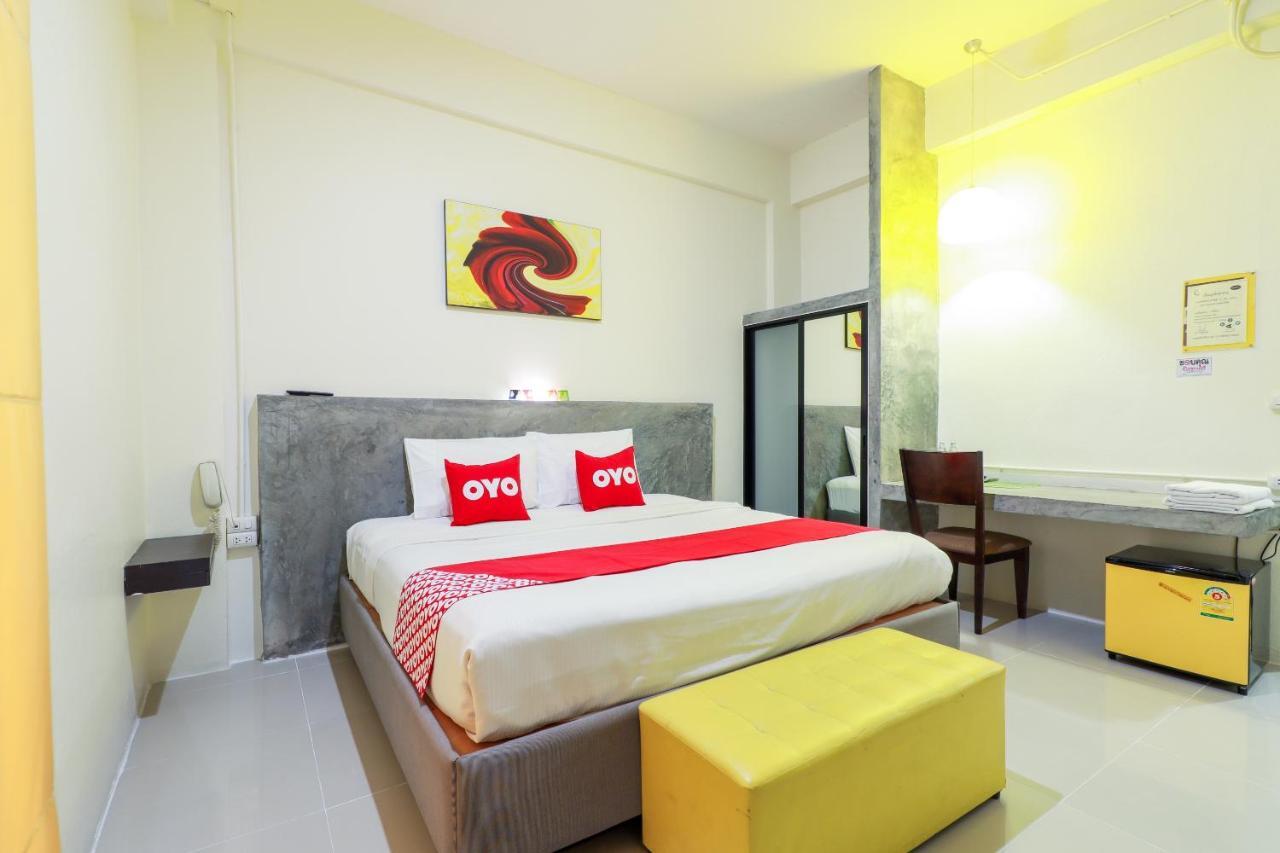 Oyo 412 7 Days Hotel Chiang Mai Zewnętrze zdjęcie